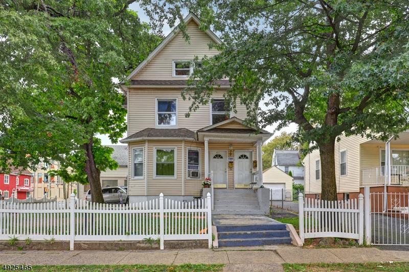 701 E 6Th St - Photo 1