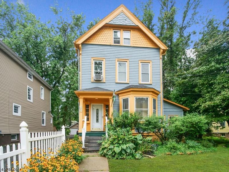382 Tremont Pl - Photo 1