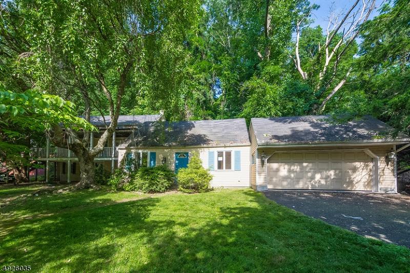 29 Old Pascack Rd - Photo 1