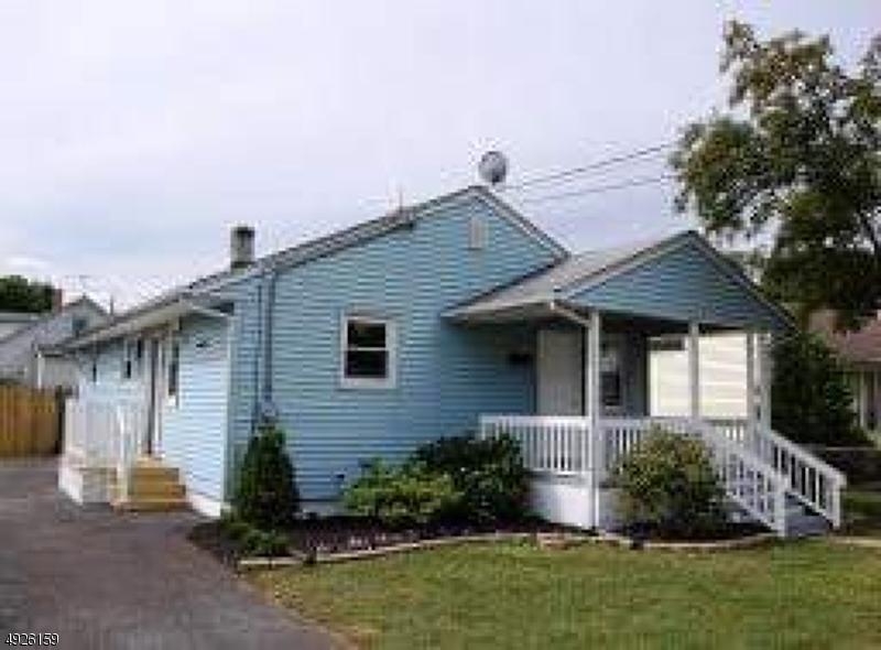 828 Boesel Ave - Photo 1