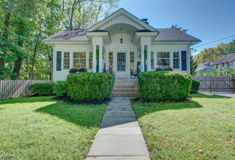 3 Fuller Ave - Photo 1