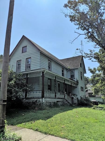 2 5TH ST - Photo 1