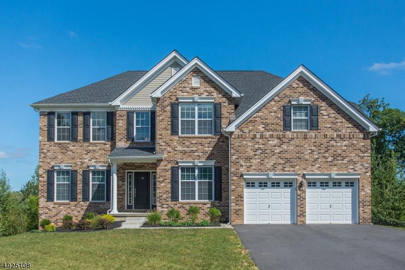 14 Ruggiero Way - Photo 1