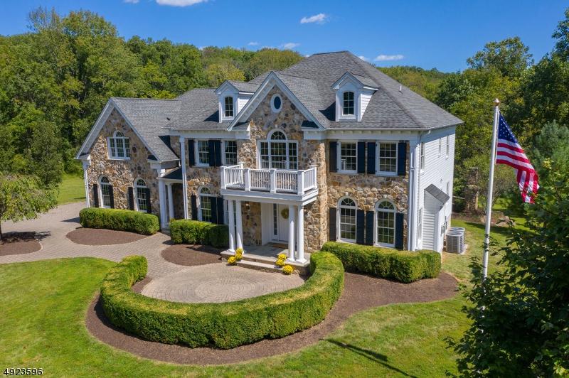3 Acorn Ln - Photo 1