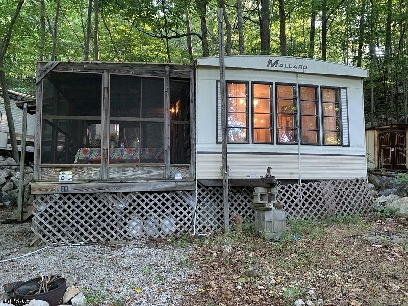 99 Cedar Vlg - Photo 1