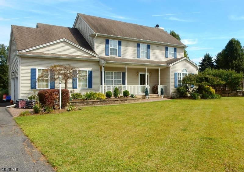 28 Ridgley St - Photo 1