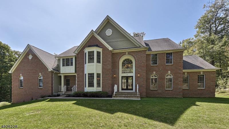 143 S Glen Rd - Photo 1