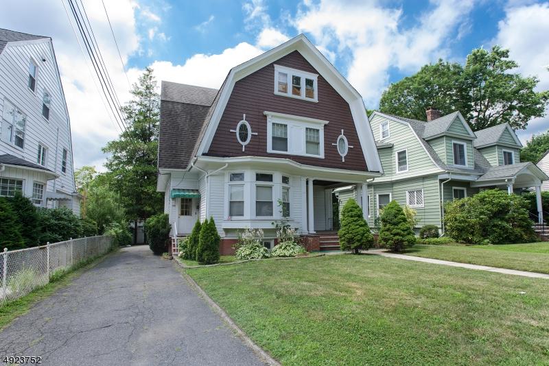 162 Lincoln St - Photo 1
