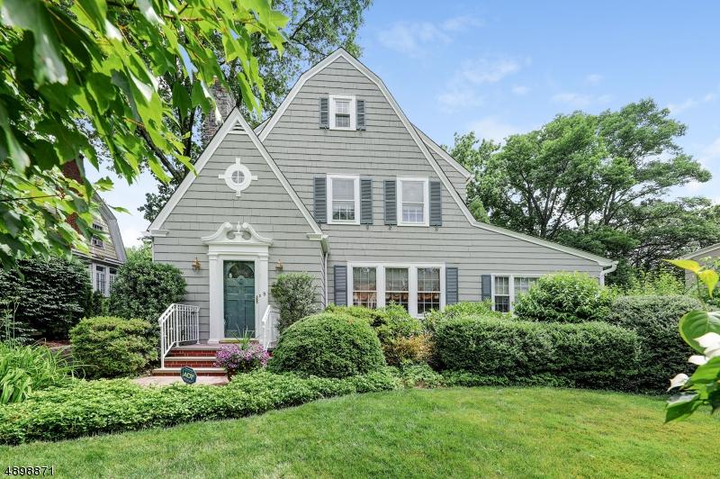 8 Washington Park - Photo 1