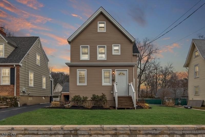 107 Summit Ave - Photo 1