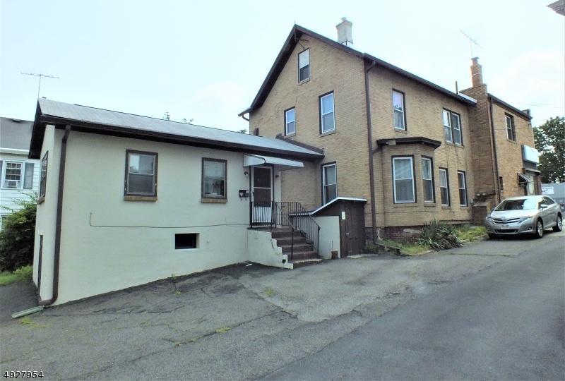 205 Washington St - Photo 1