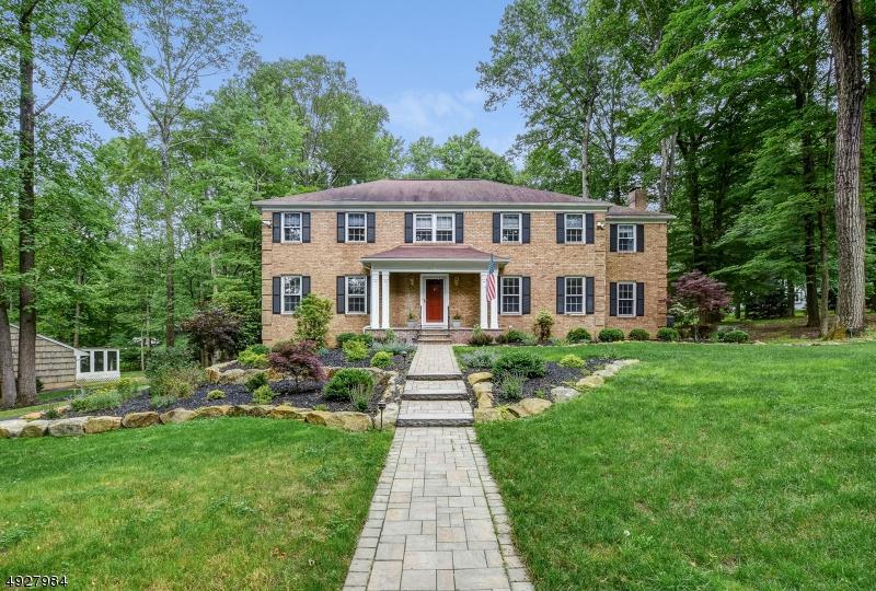 12 Rock Ledge Rd - Photo 1