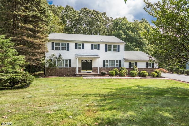 3 Arnold Dr - Photo 1