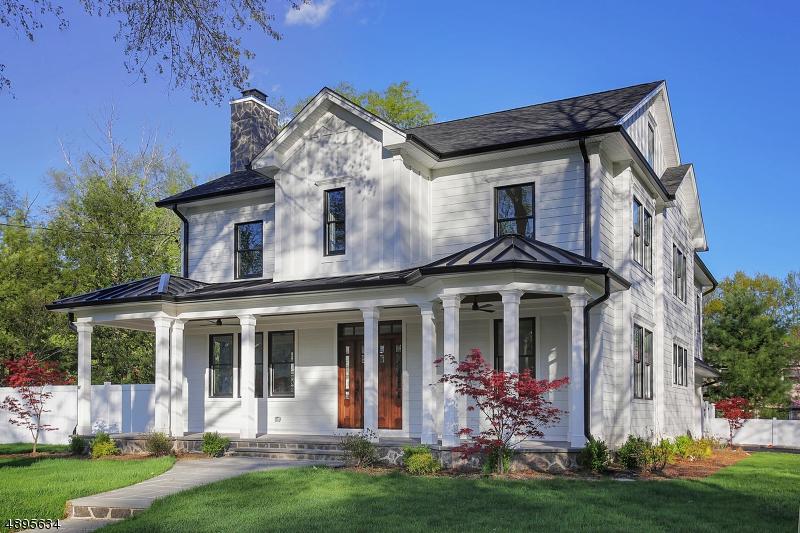 30 Moss Ave - Photo 1