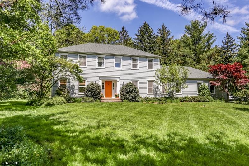 36 Southfield Dr - Photo 1