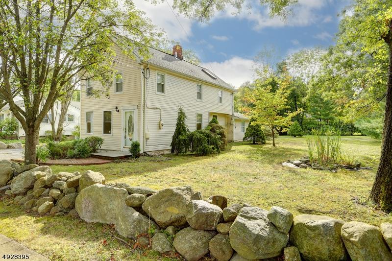 90 Reynolds Ave - Photo 1