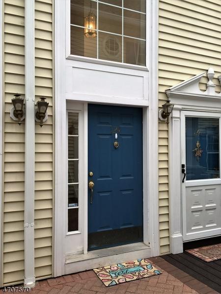 124 Arbor Way - Photo 1