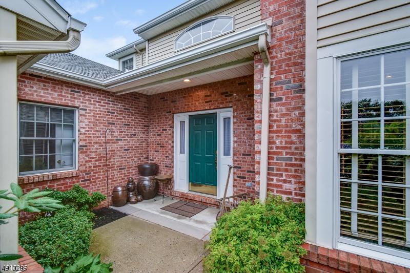 1 Bartlett Ct - Photo 1