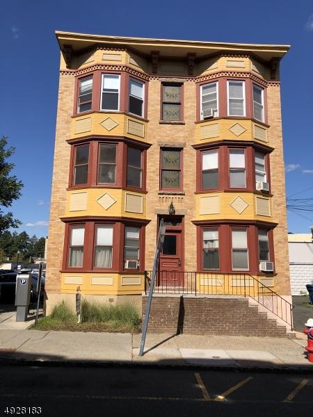 112 Prospect St - Photo 1