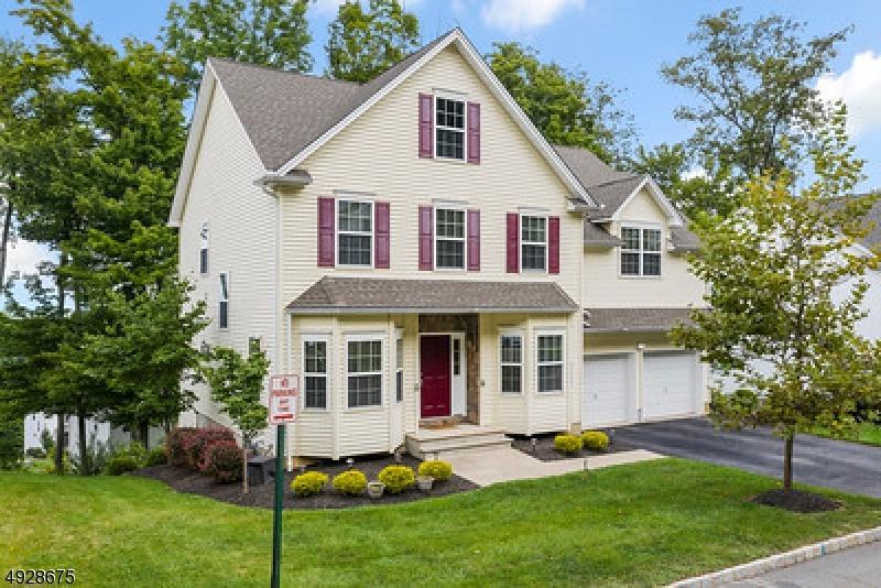 8 Cedar Ct - Photo 1