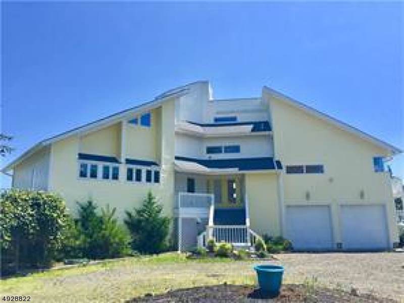 21 Hightide Dr - Photo 1