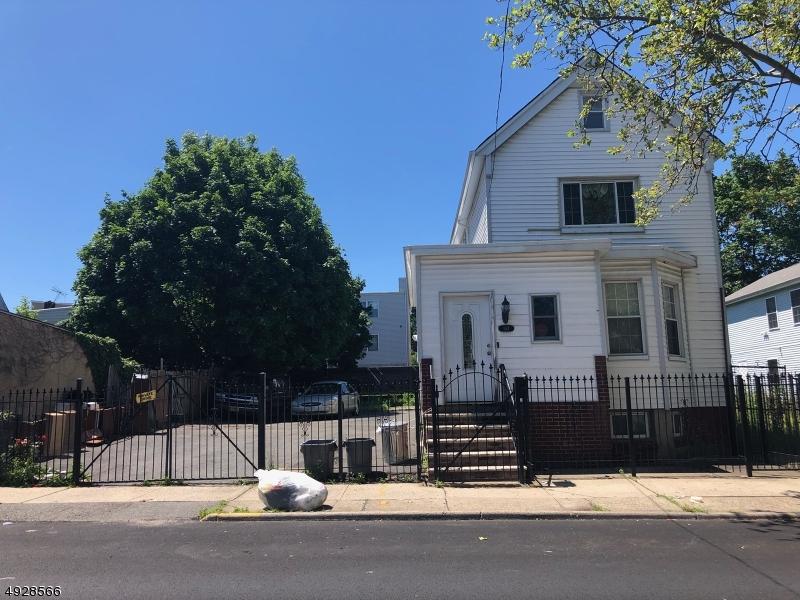 163 S 8Th St - Photo 1