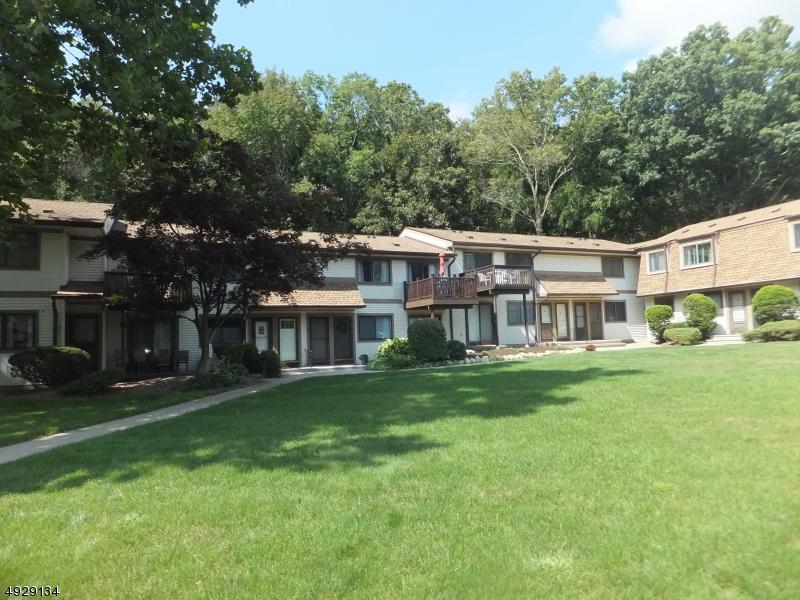 2005 Stonegate Ln - Photo 1