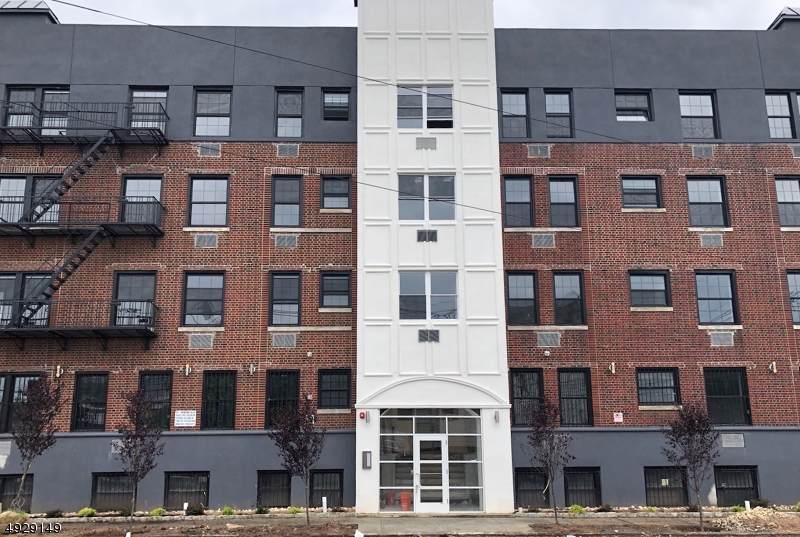 875 18TH Ave Unit 204 - Photo 1