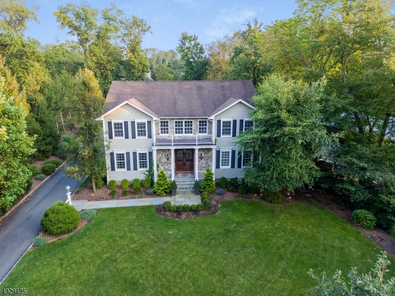 60 Harvey Dr - Photo 1