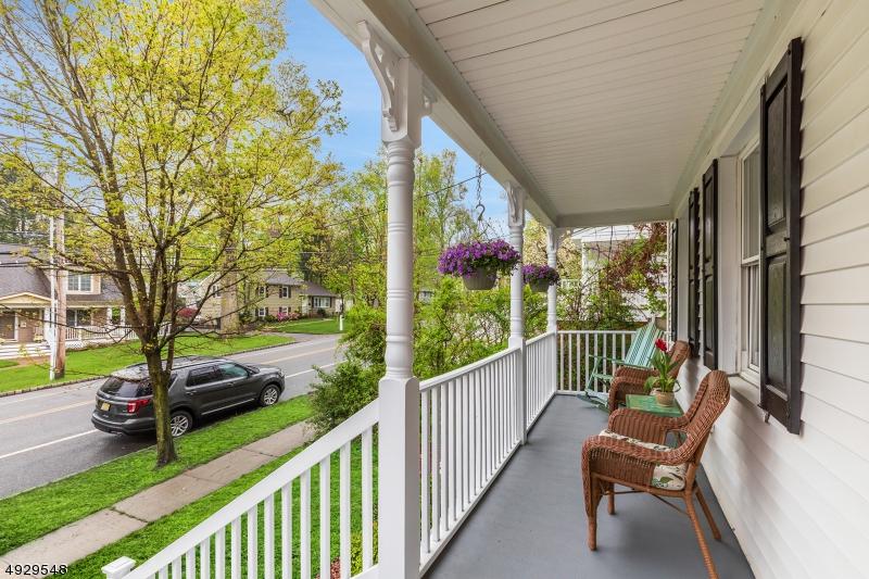 24 Woodland Ave - Photo 1