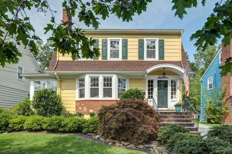 63 N Hillside Ave - Photo 1