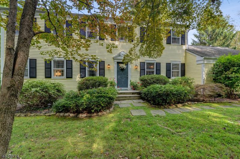 2 Dogwood Ln - Photo 1
