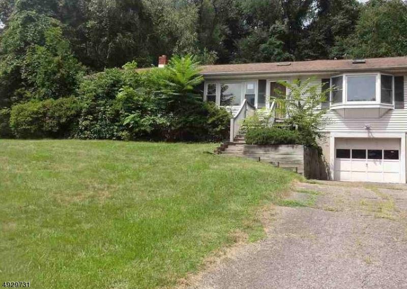 34 Cedar Ridge Dr - Photo 1