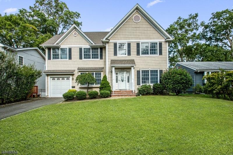 2235 Elizabeth Ave - Photo 1
