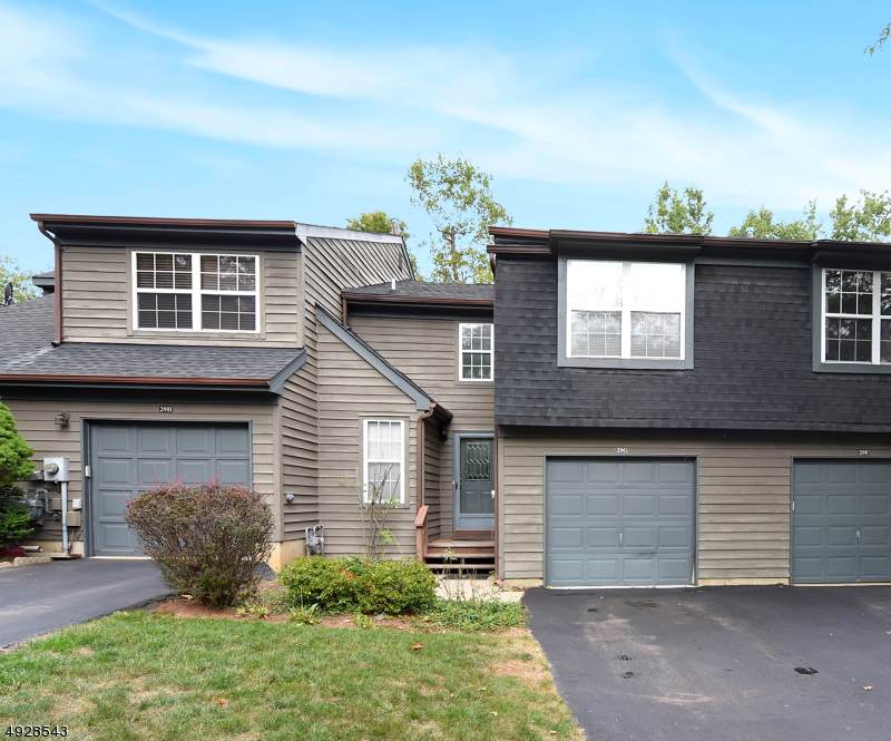 29 Chicopee Dr - Photo 1