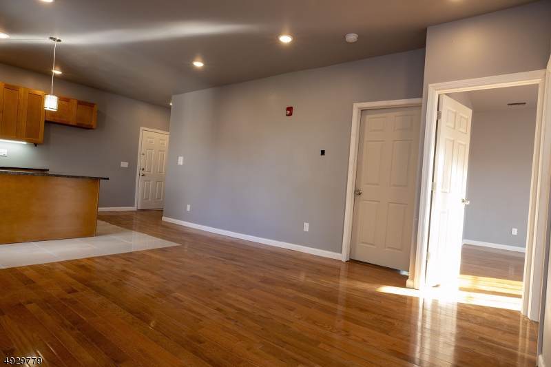 399 E 28Th St - Photo 1