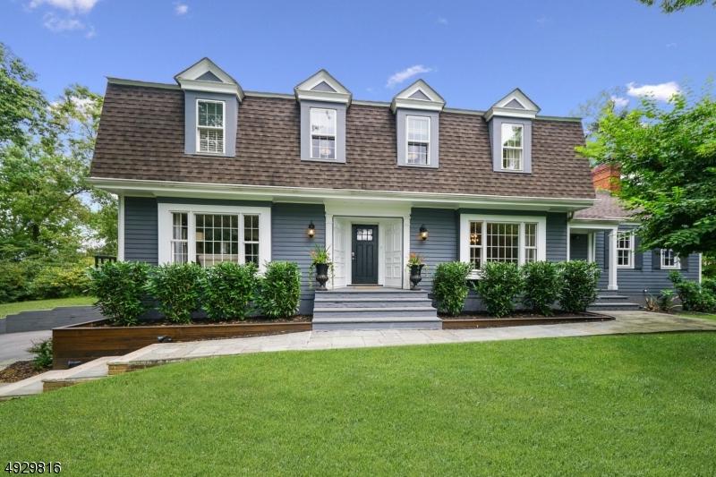 30 Edgewood Rd - Photo 1