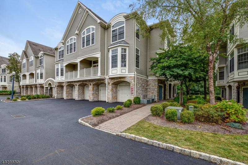 315 Regal Blvd - Photo 1