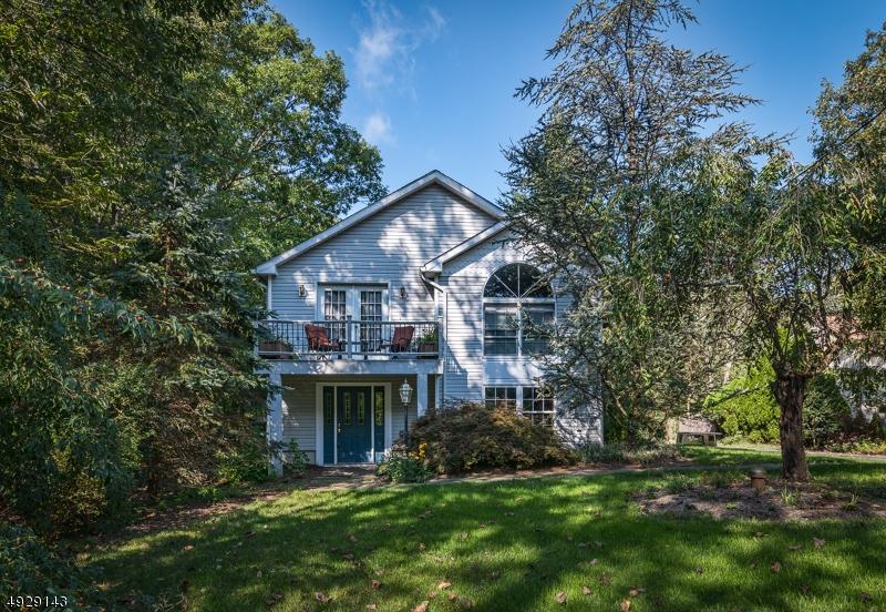 37 Lake Riconda Dr - Photo 1