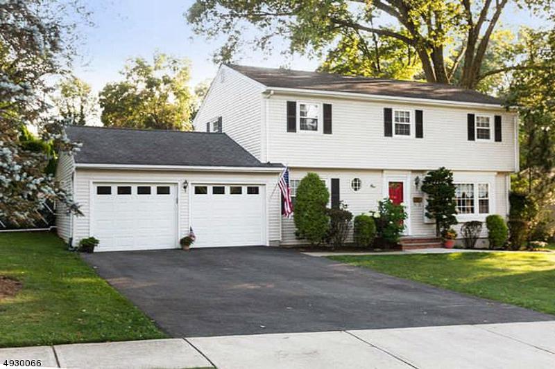 1 Hampshire Rd - Photo 1