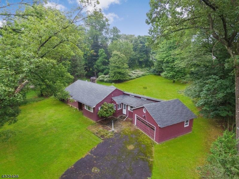242 Smull Ave - Photo 1