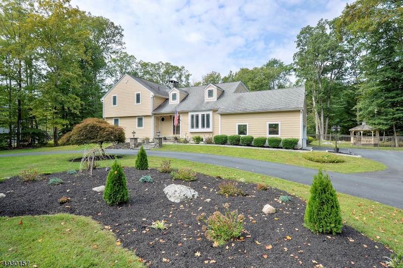 9 Cherry Tree Ln - Photo 1