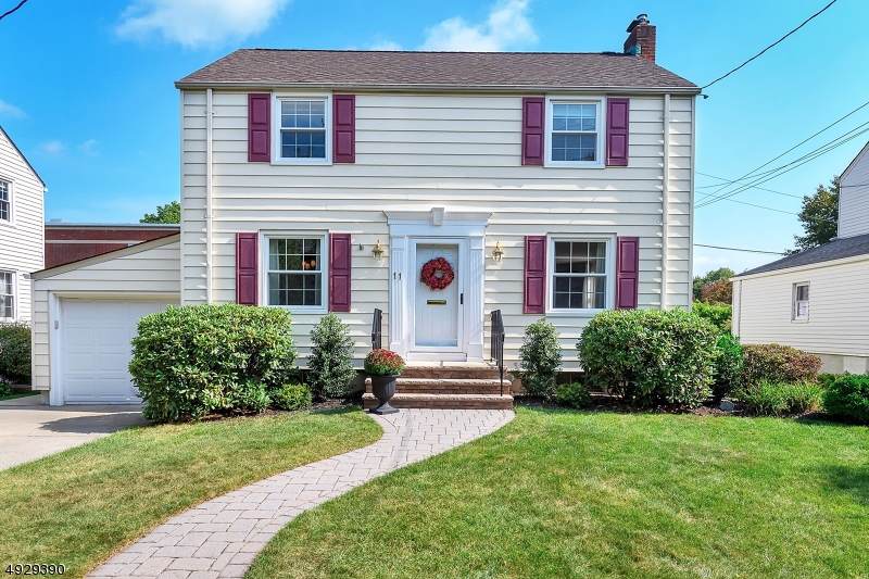 11 Brookdale Rd - Photo 1