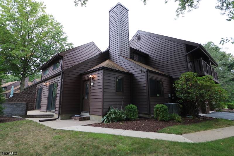 2 Yacenda Dr - Photo 1