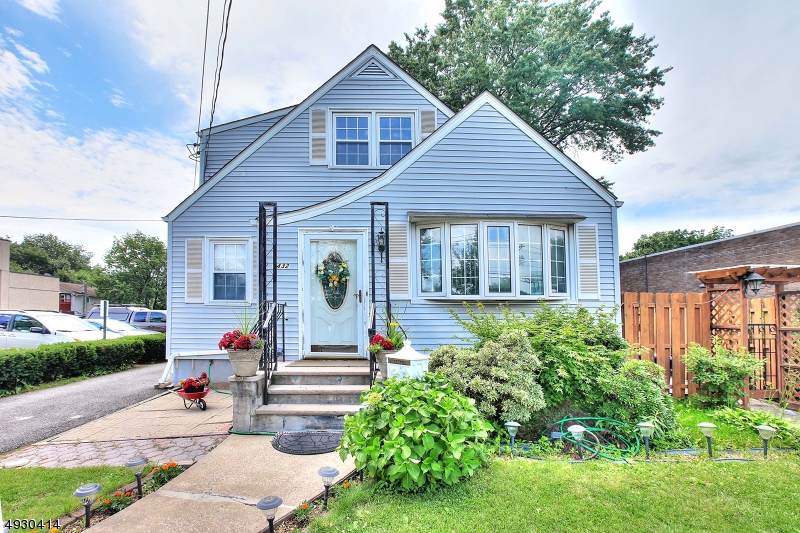 1432 Broad St - Photo 1