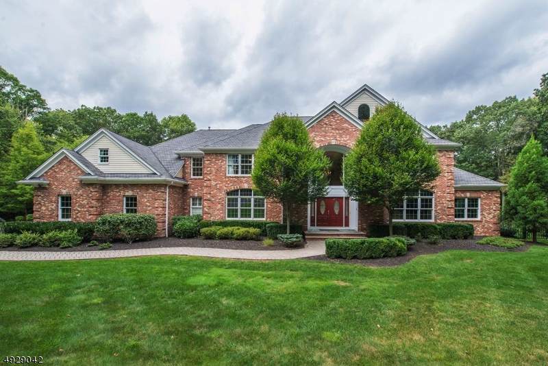 5 Julia Court - Photo 1