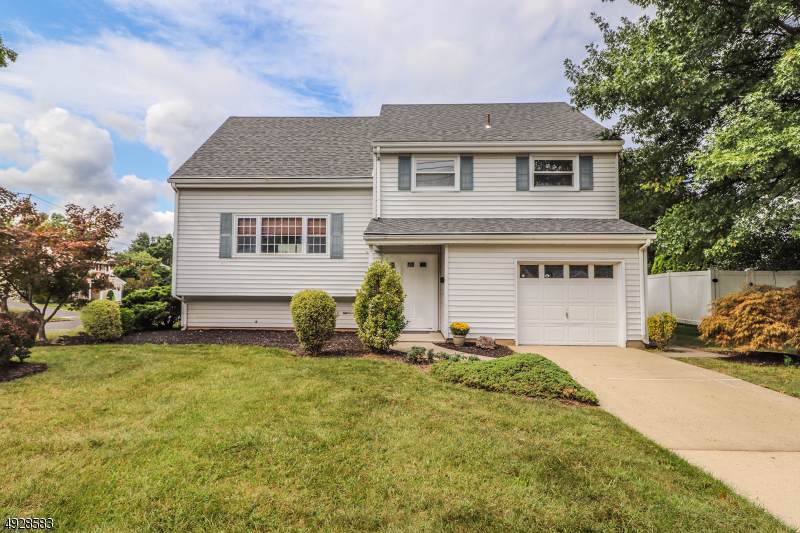 237 N Gaston Ave - Photo 1