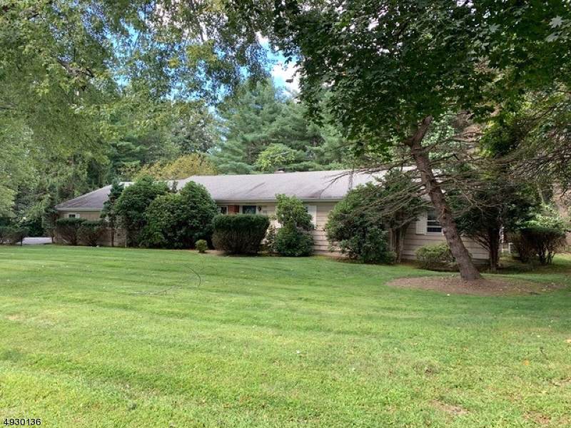 925 Marie Ct - Photo 1