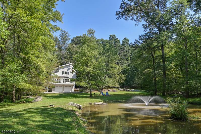 102 Lindbergh Rd - Photo 1
