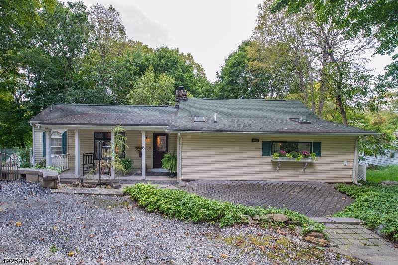6 Pinecliff Rd - Photo 1